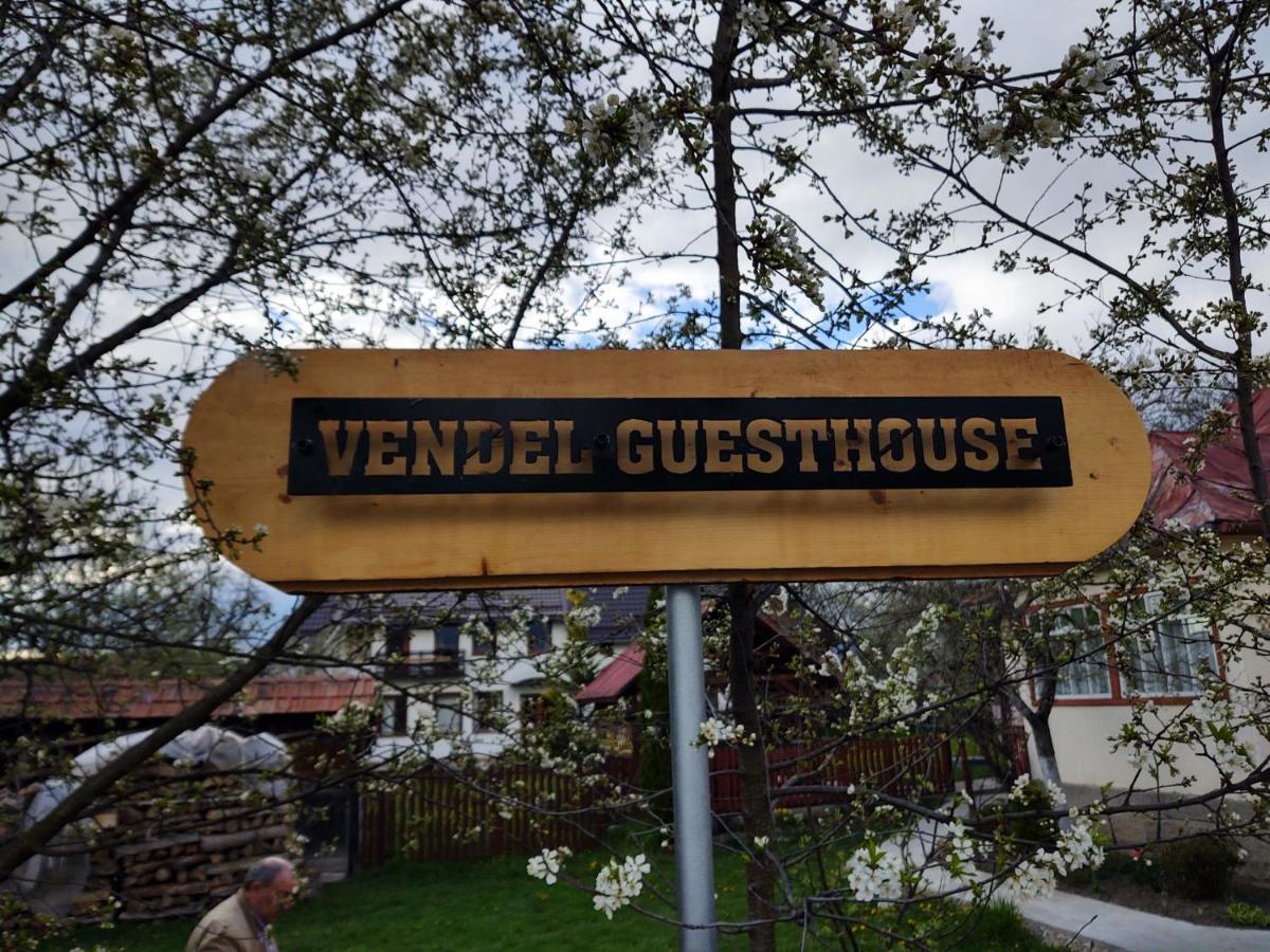 Vendel Guesthouse Lutoasa Εξωτερικό φωτογραφία