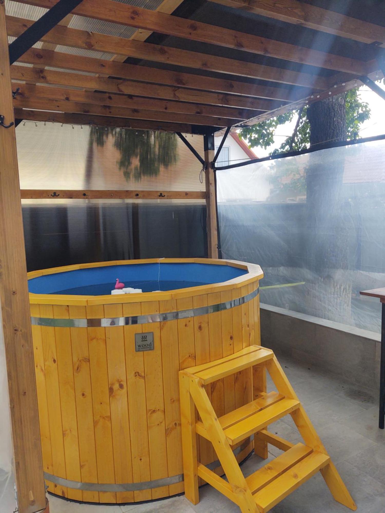 Vendel Guesthouse Lutoasa Εξωτερικό φωτογραφία